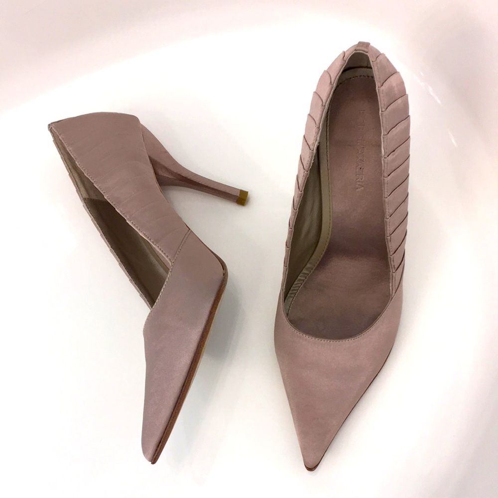 Almost new BCBG MaxAzria pumps